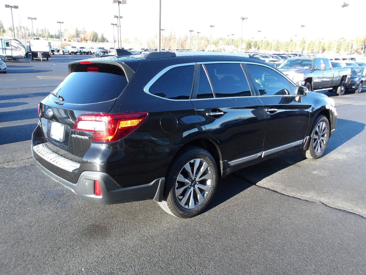 Used 2019 Subaru Outback 2.5i Touring w/ Popular Package #3A AWD/4WD image 5