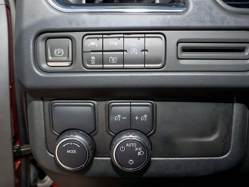 Used 2023 Chevrolet Tahoe LT w/ Luxury Package RWD image 32