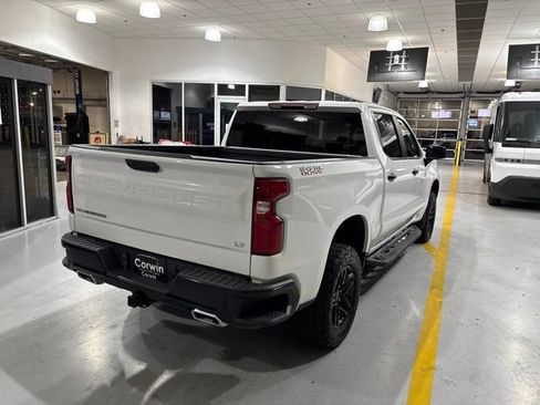 Used 2022 Chevrolet Silverado 1500 LT Trail Boss w/ Protection Package AWD/4WD image 9