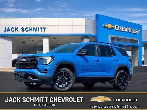Used 2026 GMC Terrain Elevation w/ Elevation Premium Package AWD/4WD image 1