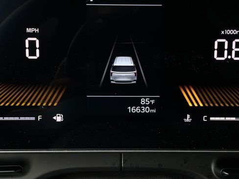 Used 2026 Kia Carnival FWD image 42