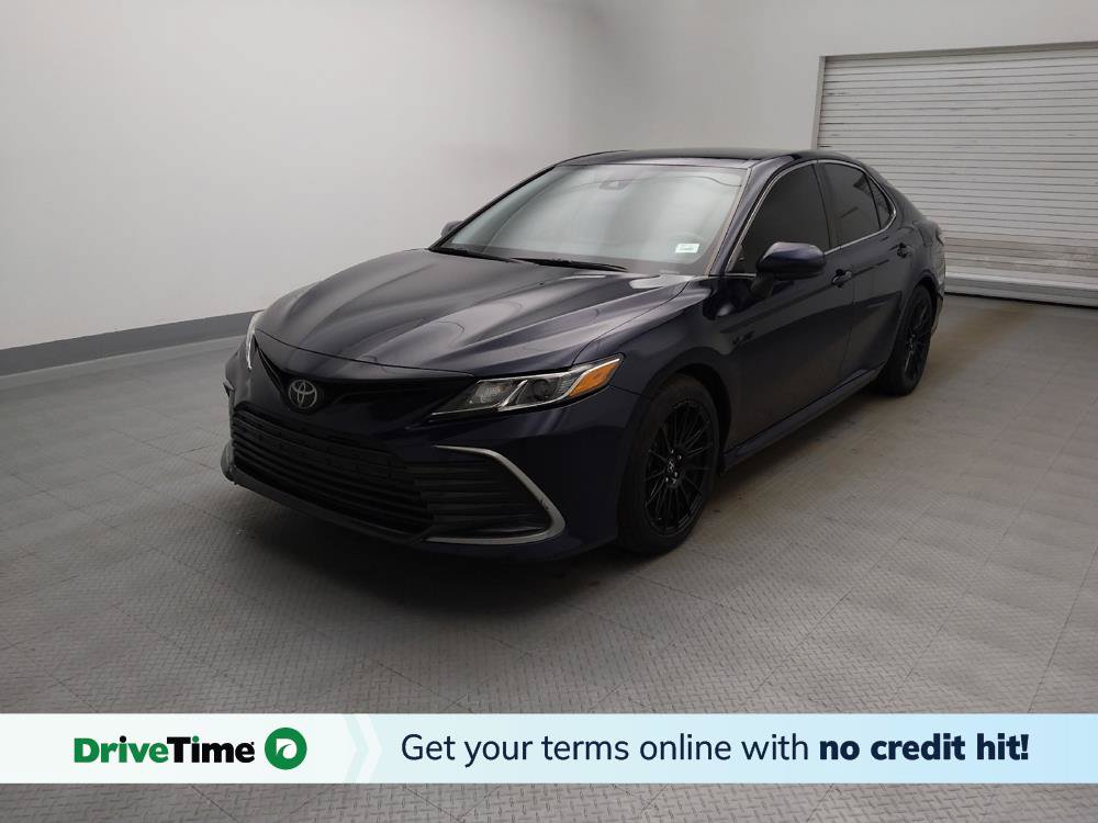 Used 2022 Toyota Camry LE FWD image 1