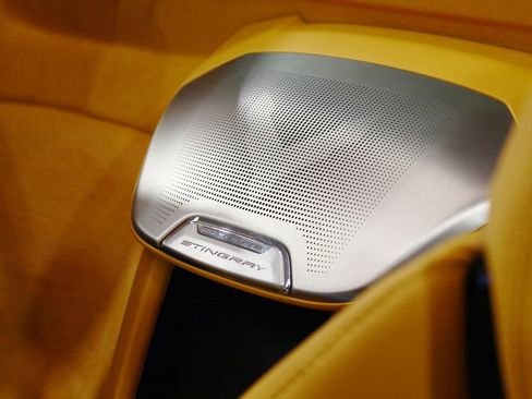 Used 2022 Chevrolet Corvette Stingray Premium Conv w/ Battery Protection Package image 22