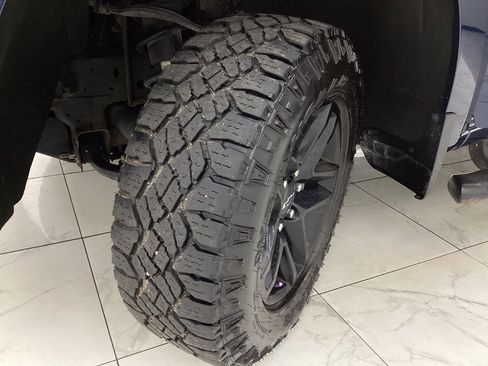 Used 2020 Chevrolet Silverado 1500 Custom Trail Boss w/ Custom Convenience Package image 44