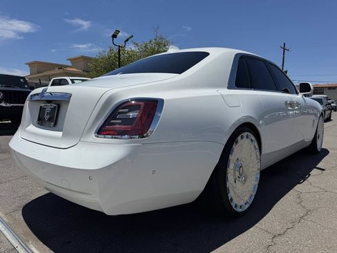 Used 2022 Rolls-Royce Ghost w/ Ghost Package AWD/4WD image 8