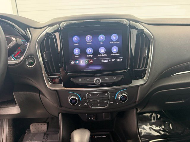 Used 2023 Chevrolet Traverse RS AWD/4WD image 16