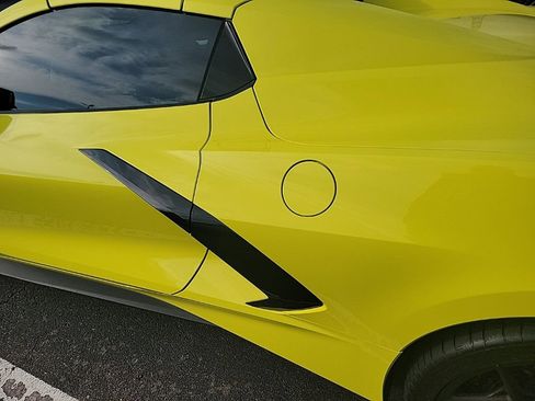 Used 2021 Chevrolet Corvette Stingray Preferred Conv w/ Z51 Performance Package image 16