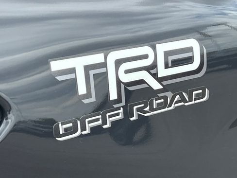 Certified 2024 Toyota Tacoma TRD Off-Road w/ TRD Off Road Upgrade Package AWD/4WD image 29