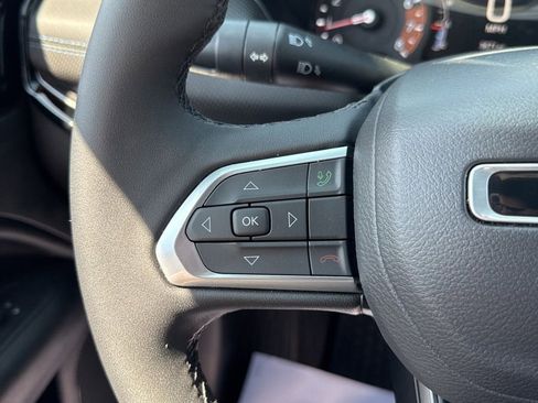 New 2026 Jeep Compass Latitude w/ Sun and Sound Group AWD/4WD image 22