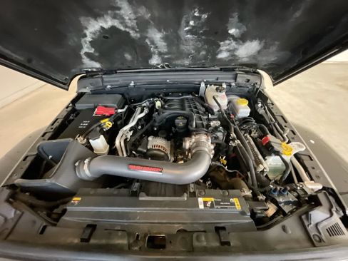 Used 2022 Jeep Wrangler Unlimited Sahara w/ Cold Weather Group image 26