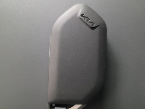 Used 2025 Kia K4 FWD image 32