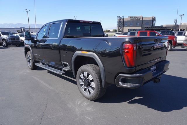 Used 2026 GMC Sierra 3500 Denali w/ Denali Reserve Package AWD/4WD image 3