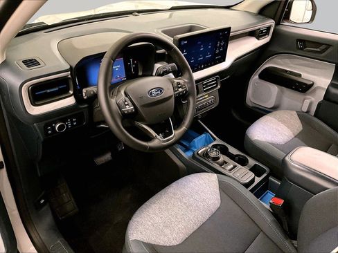 Used 2025 Ford Maverick XLT w/ XLT Luxury Package FWD image 12