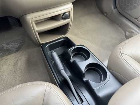 Used 2001 Ford Escape XLT image 15