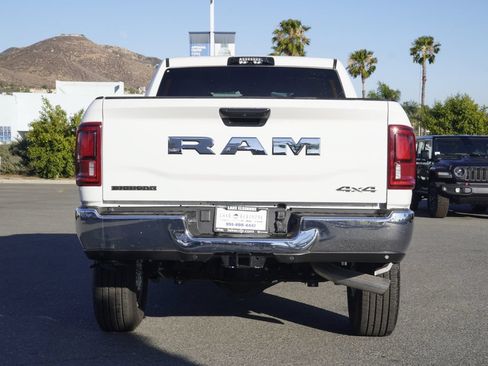 New 2026 RAM 2500 Big Horn AWD/4WD image 5