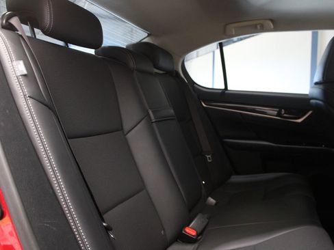 Used 2016 Lexus GS 200t image 12