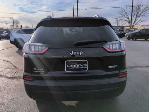 Used 2020 Jeep Cherokee Latitude Plus w/ Comfort/Convenience Group image 4