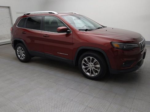 Used 2020 Jeep Cherokee Latitude Plus FWD image 11