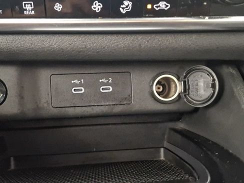 Used 2024 Nissan Rogue SV FWD image 25