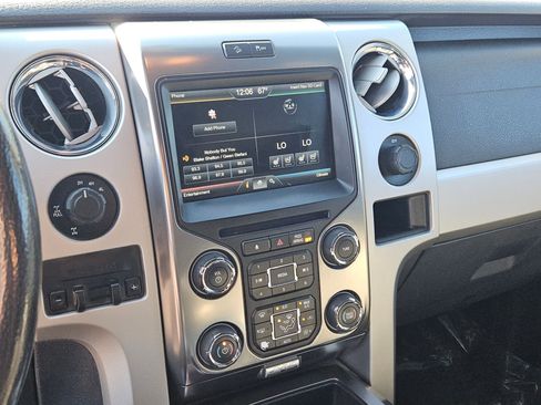 Used 2014 Ford F150 FX4 w/ Equipment Group 402A Luxury image 16