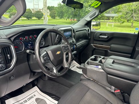 Used 2020 Chevrolet Silverado 1500 LT w/ Texas Edition image 28