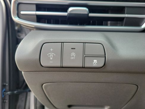 New 2026 Hyundai Elantra SE image 16