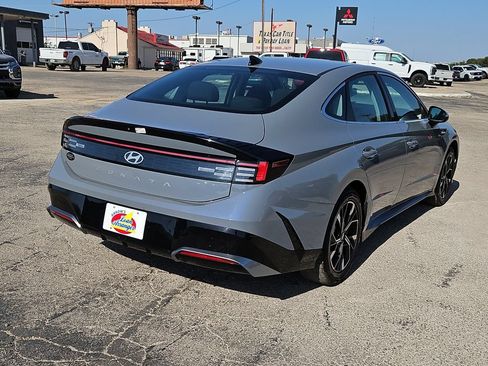 Used 2024 Hyundai Sonata SEL FWD image 10