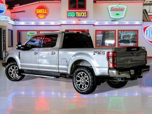 Used 2020 Ford F250 Lariat w/ Lariat Value Package image 4