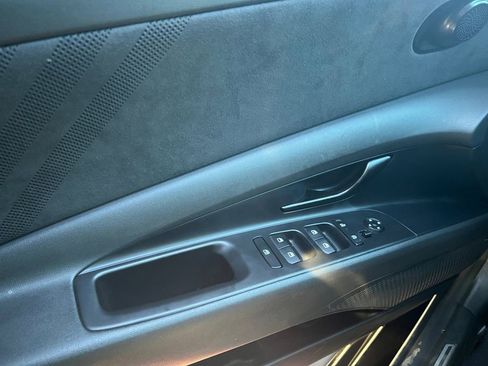 Certified 2025 Hyundai Elantra N image 16