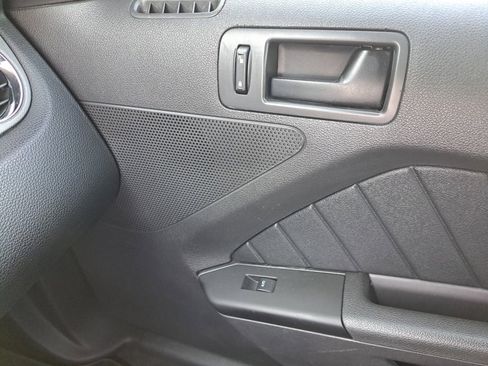 Used 2014 Ford Mustang Coupe w/ Equipment Group 102A image 33