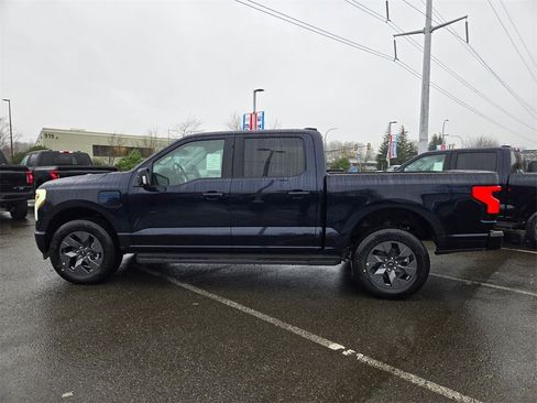 New 2025 Ford F150 Lightning Flash image 8