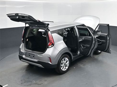 New 2025 Kia Soul LX image 35