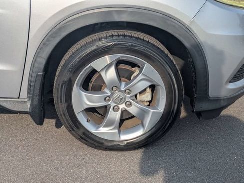 Used 2019 Honda HR-V LX image 11