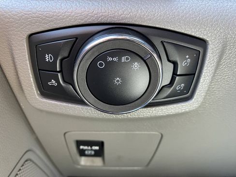 Used 2019 Ford F150 XL w/ Equipment Group 101A Mid AWD/4WD image 30