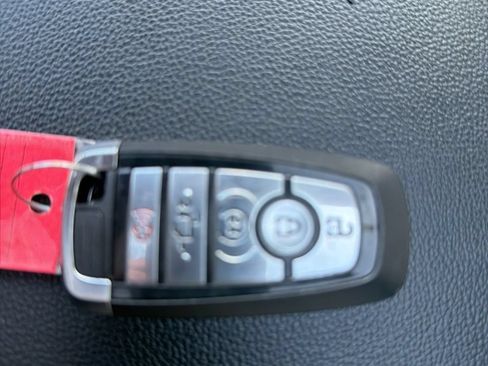 Used 2021 Ford F150 Lariat w/ Equipment Group 502A High AWD/4WD image 30