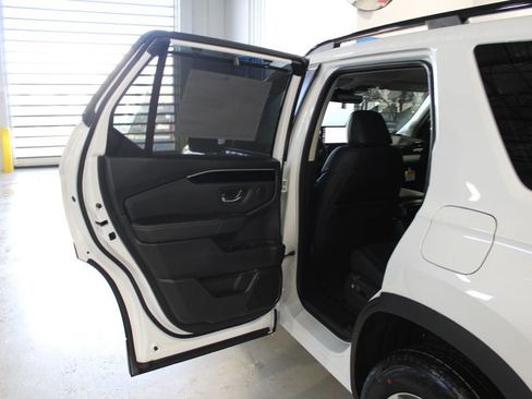 New 2026 Honda Pilot EX-L image 25