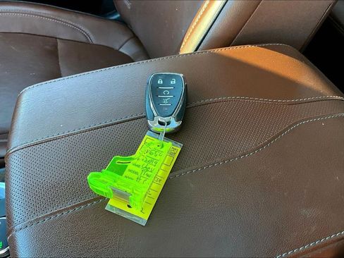 Used 2019 Chevrolet Traverse High Country image 35