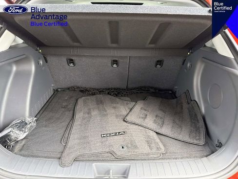 Used 2024 Hyundai Kona Limited FWD image 7