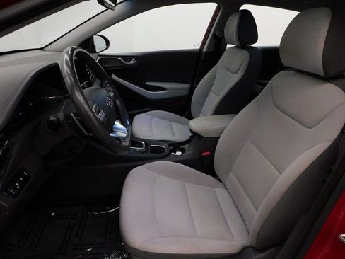 Used 2022 Hyundai Ioniq SEL image 21