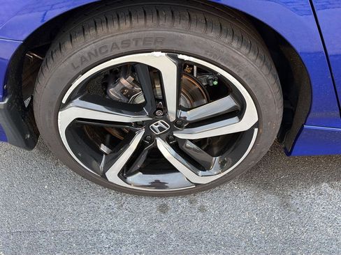 Used 2022 Honda Accord Sport image 36