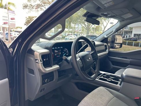 Used 2024 Ford F350 XLT image 6