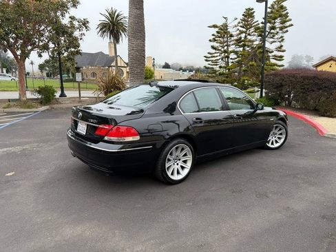 Used 2006 BMW 750i RWD image 9