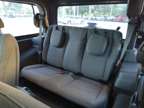Used 2024 Jeep Wrangler Sport AWD/4WD image 20
