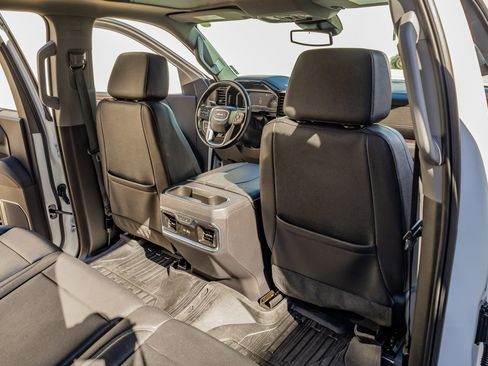 Used 2023 GMC Sierra 1500 SLT w/ SLT Premium Package image 31