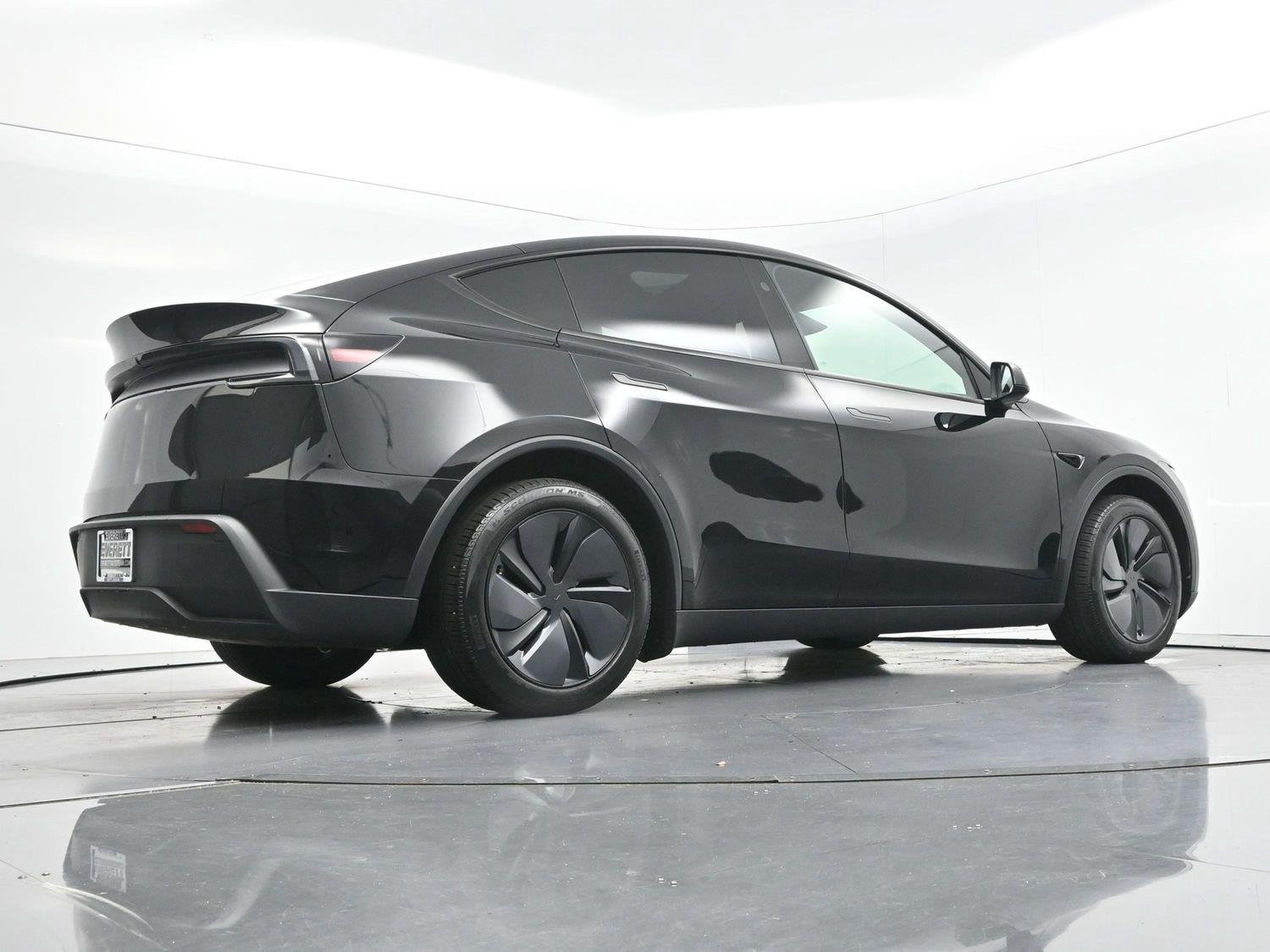 Used 2026 Tesla Model Y 2WD image 44