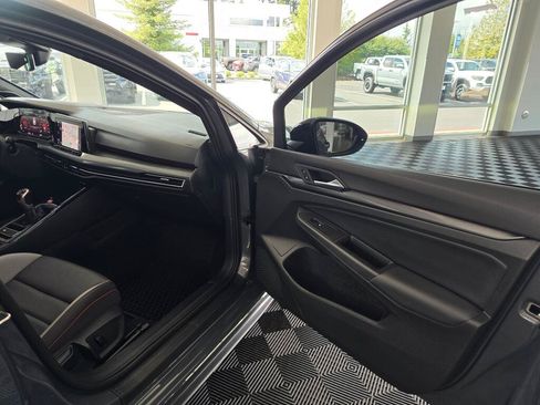 Used 2024 Volkswagen GTI SE FWD image 40