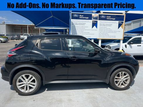 Used 2016 Nissan Juke SV FWD image 1