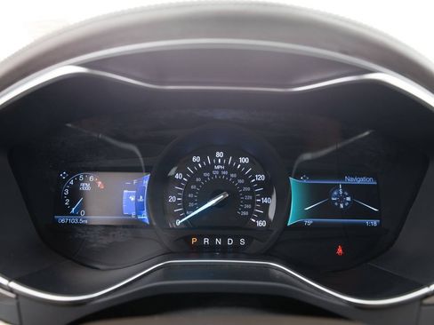Used 2017 Ford Fusion Platinum AWD/4WD image 31