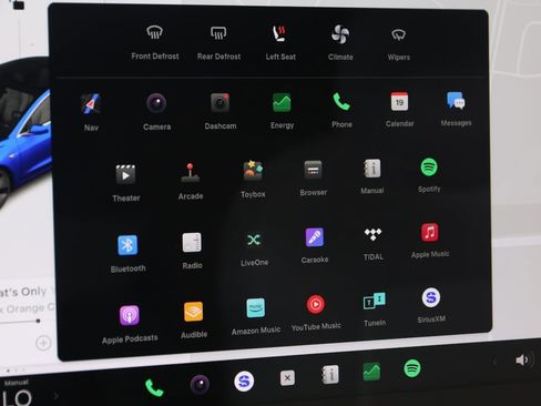 Used 2020 Tesla Model 3 Standard Range image 33