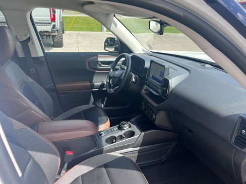 Certified 2024 Ford Bronco Sport Outer Banks w/ Tech Package AWD/4WD image 19